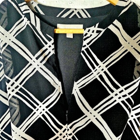 Banana Republic Chiffon Black and Grey Dress Zipper in the Front - Picture 3 of 10